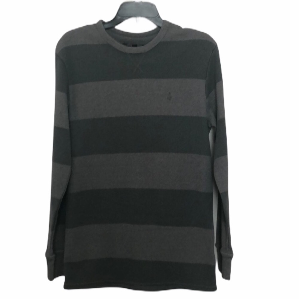 Volcom long sleeve shirt